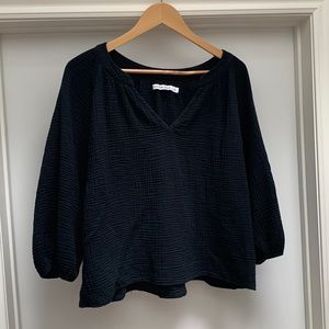 Calvin Klein Black Top - size M
